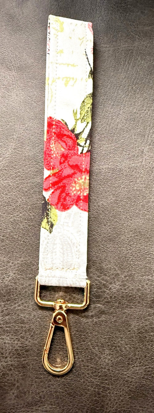 Wristlet — Red Garden Floral